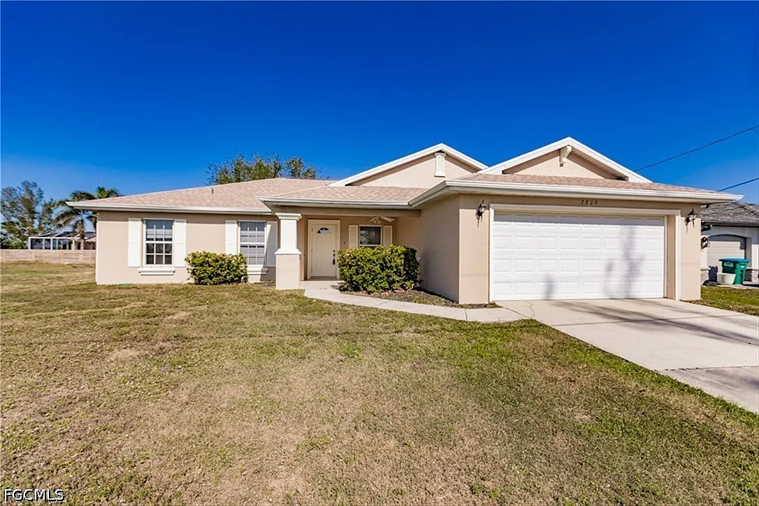 3 bed, 2.0 bath, 1670 sqft, $2,000 — Photo 1