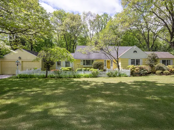 46 Norholt Drive, New Canaan, CT 06840