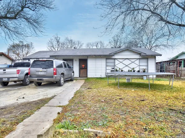 5619 Stonybrook Dr, San Antonio, TX 78242