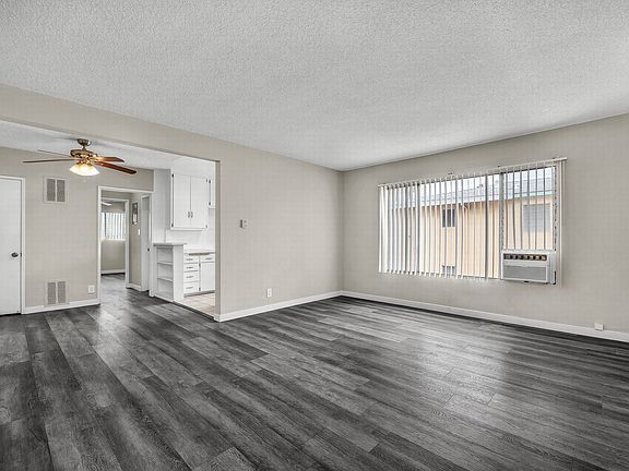 3rd image of 4926 August St #18