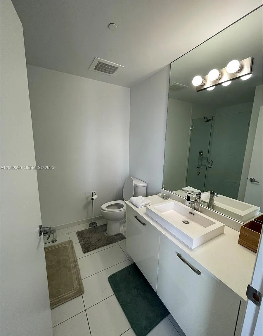 Centro Condo — Photo 4