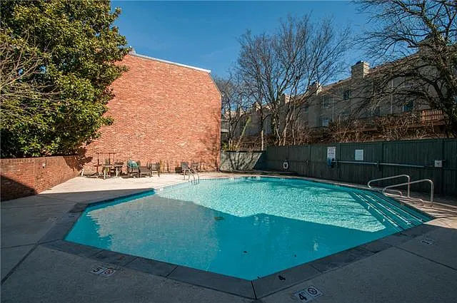 123 Hampton Pl