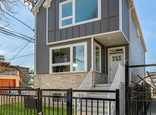 4014 N Whipple St, Chicago, IL 60618