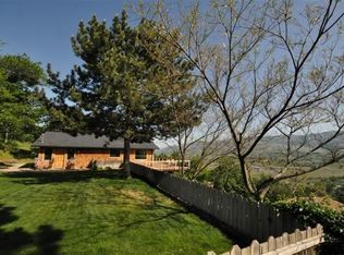 1386 Frank Hill Rd, Ashland, OR 97520