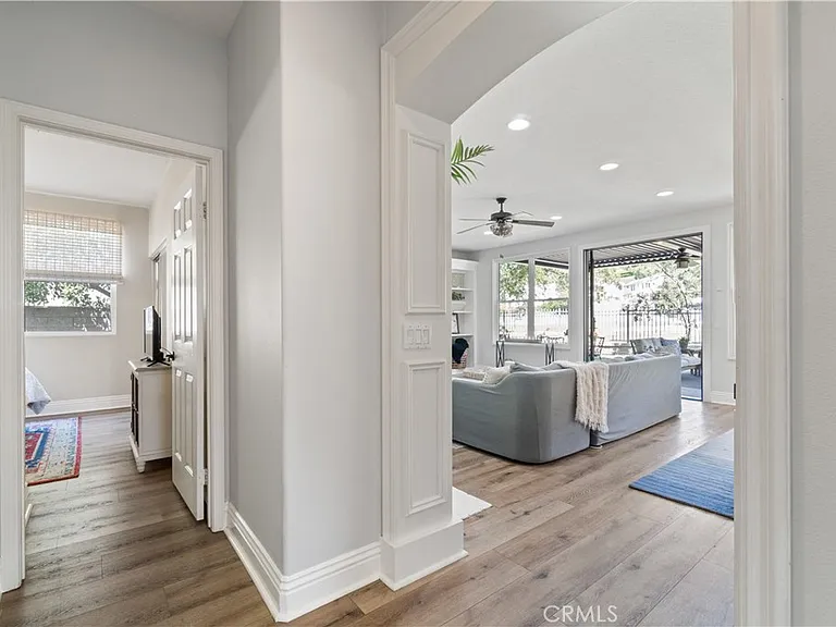 11 Willowglade — Photo 19