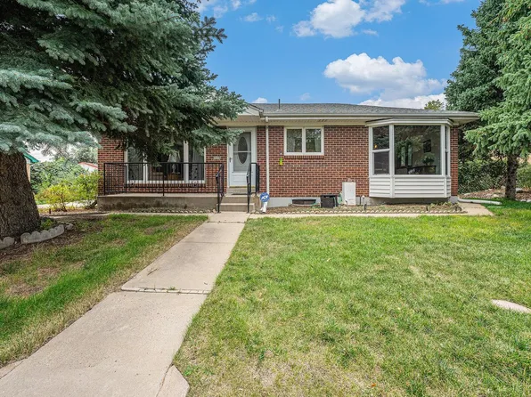 160 Garland Dr, Northglenn, CO 80233