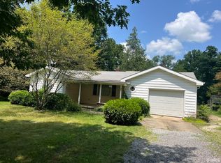 211 Carter Rd, Goshen, IN 46526