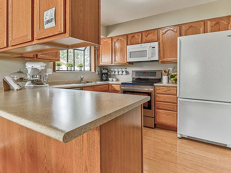 5150 Saddle Dr — Photo 11