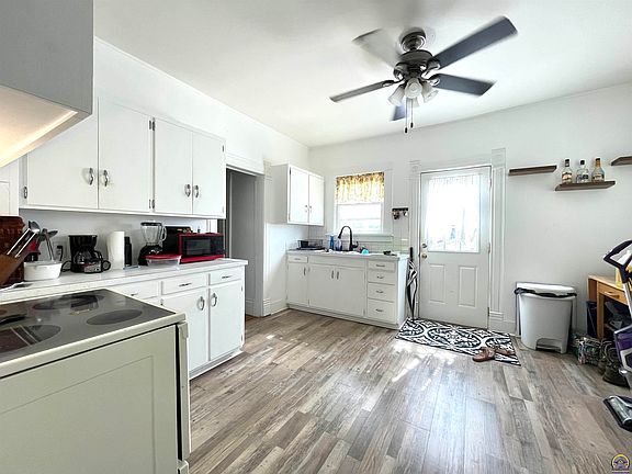 2nd image of 609 Frazier St