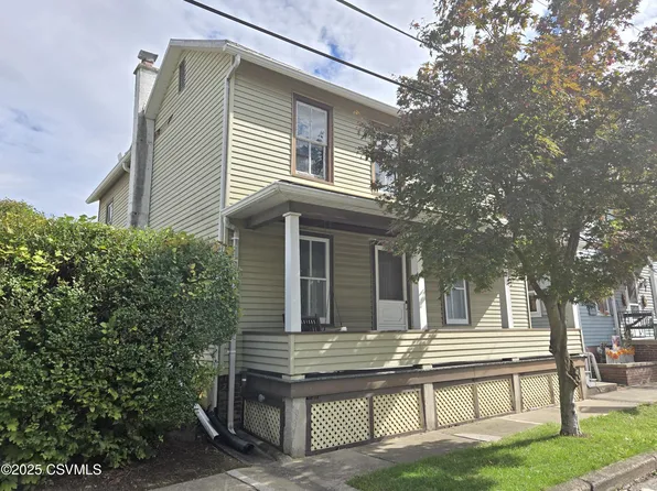 52 N 8th St, Lewisburg, PA 17837