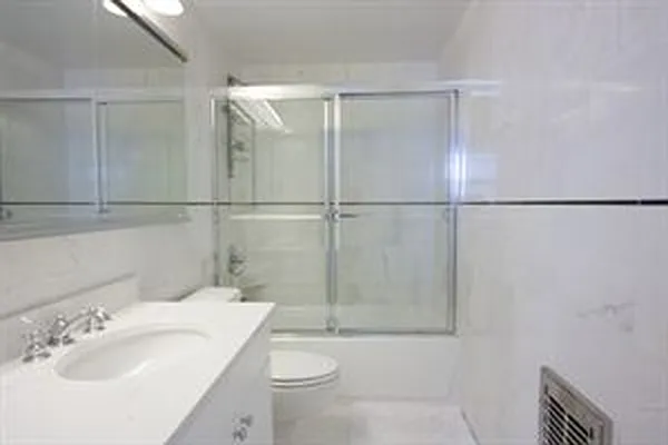 Rented by Douglas Elliman | media 6