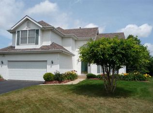 7320 Countryshire Ln, Rockford, IL 61107