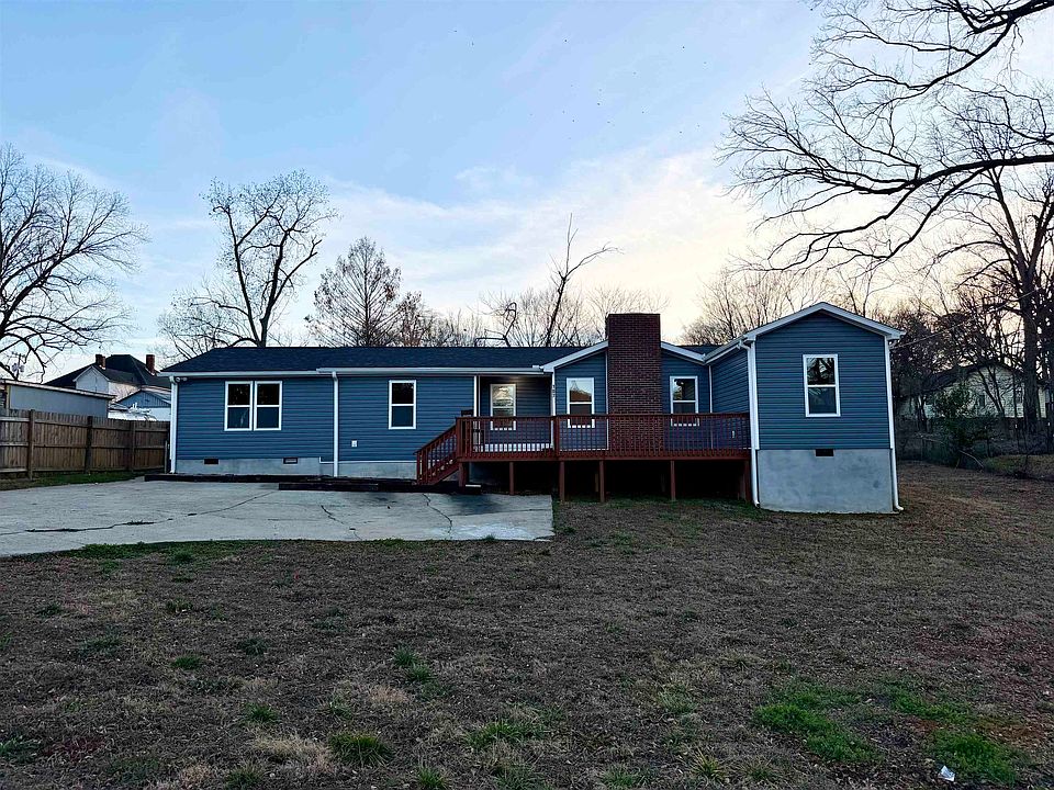 1st image of 107 Short Aly