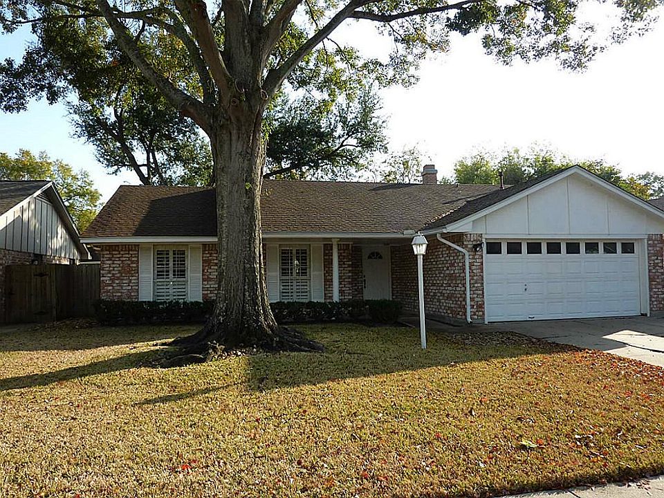 1st image of 13607 Fernhill Dr