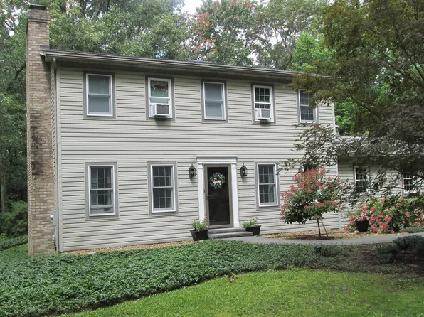 108 Oakwood Dr, Philipsburg, PA 16866