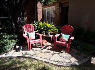 355 Arbor Ct, Euless, TX 76039