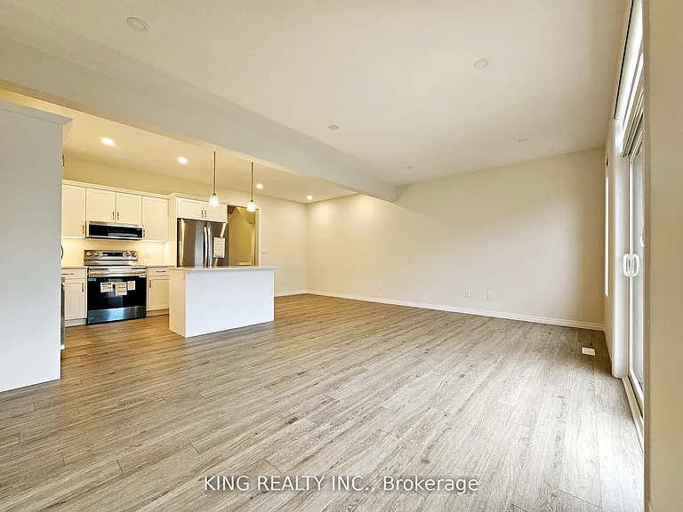 214 Renaissance Dr — Photo 8