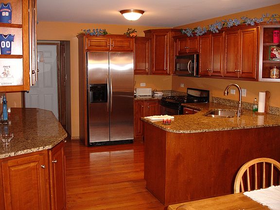 Beautiful upgraded kitchen