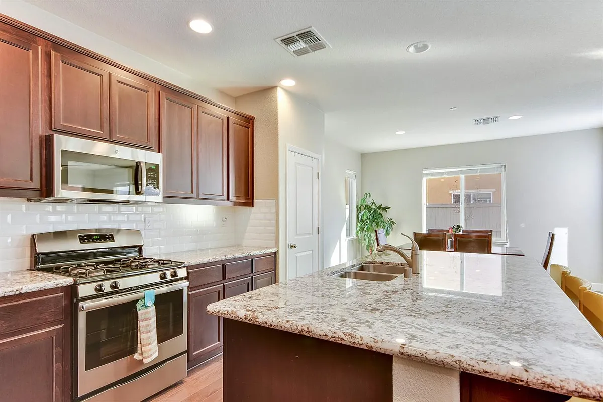 Building Photo - 8432 Vila Gale Way