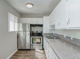 645 W Hazelwood St #16, Phoenix, AZ 85013