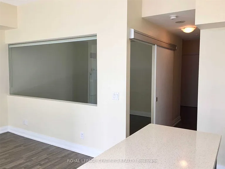 565 Wilson Ave #606W — Photo 17
