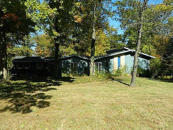 3rd image of 6466 Fairfield Pike
