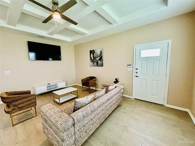 3013 W Driftwood St #1 — Photo 7