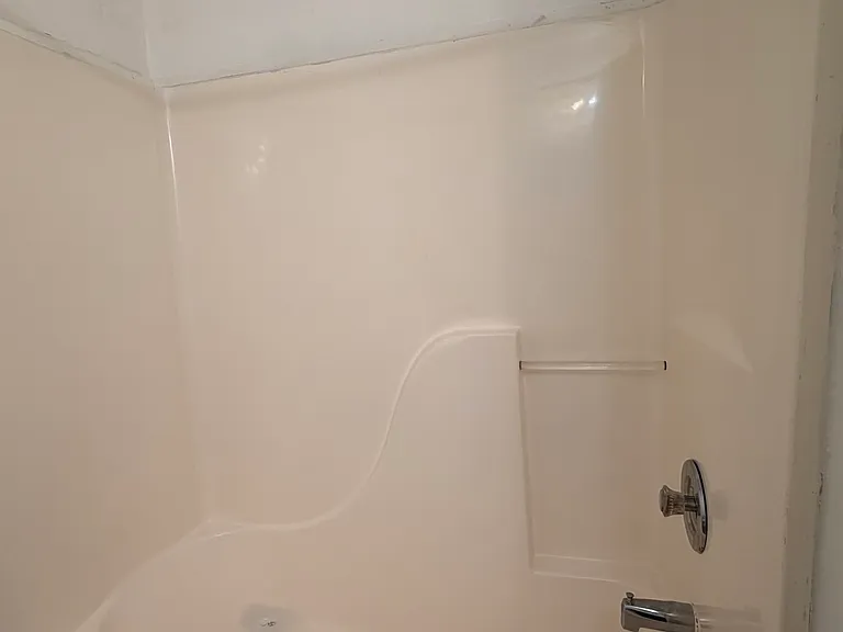 535 Pearl St — Photo 13