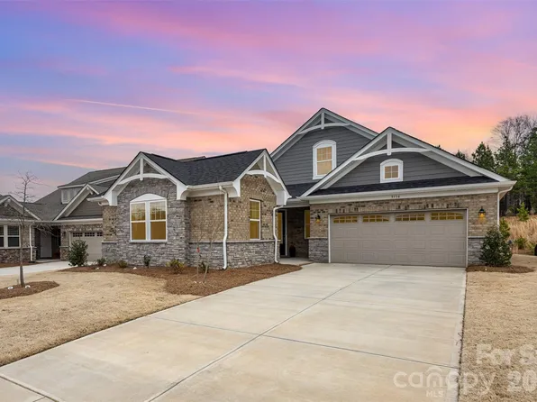 9534 Liberty Hill Dr, Mint Hill, NC 28227