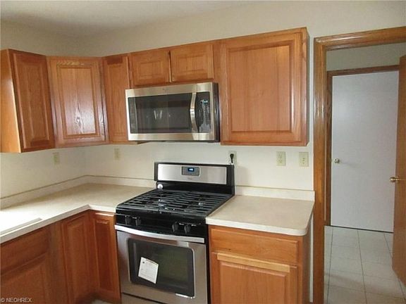 2nd image of 5645 Hillcrest Ave