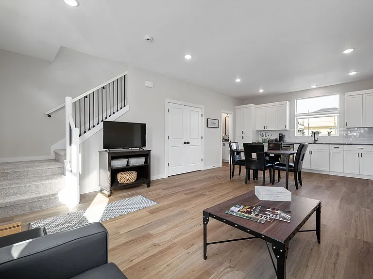 Brand New Newberg Homes- Up to 1 Month Free! — Photo 36