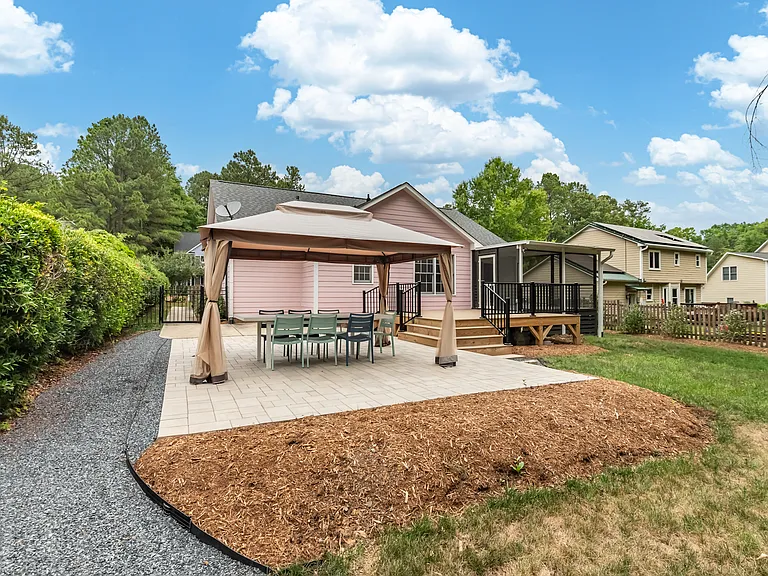 4 Kandes Ct — Photo 36