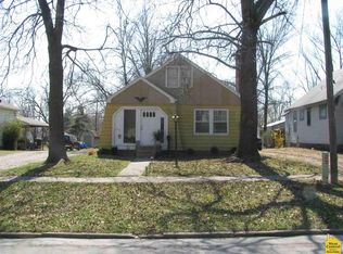 608 E Jefferson St, Clinton, MO 64735