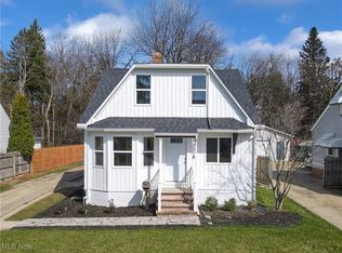 3318 Hearthstone Rd, Parma, OH 44134