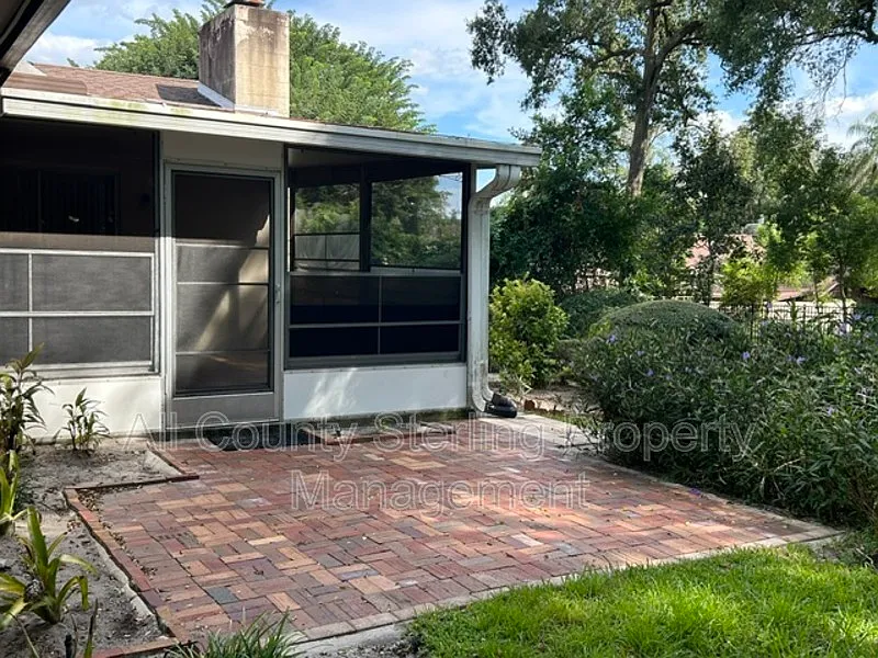 3 bed, 2.0 bath, 1686 sqft, $2,150 — Photo 3