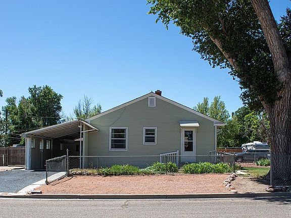3rd image of 2528 4th Ave