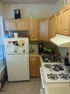 3rd image of 4647 Umbria St #2