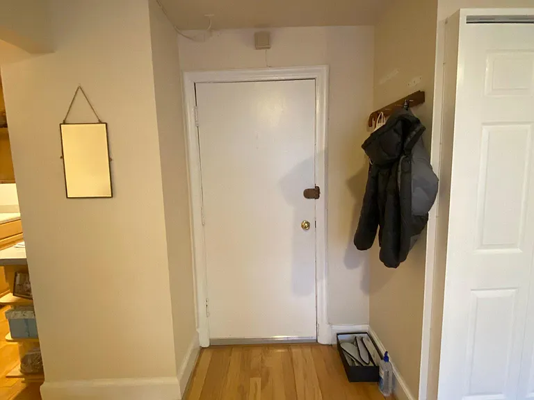 2032 Belmont Rd NW — Photo 14