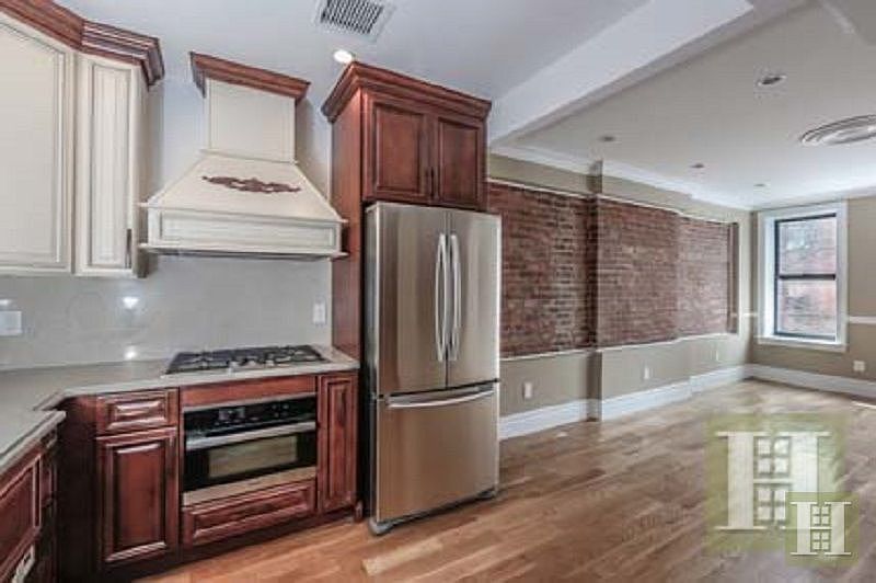 2nd image of 319 W 137th St APT 1