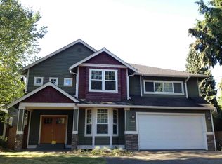3235 NE 94th St, Seattle, WA 98115