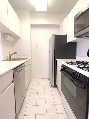 Rented by Citi Habitats | media 5