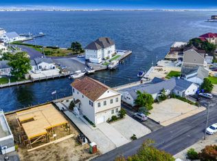 24 Wilkins Rd, Toms River, NJ 08753