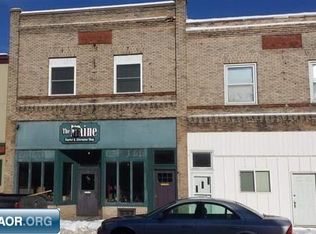 18 W Lake St, Chisholm, MN 55719