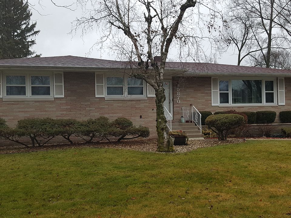 2nd image of 5870 Roosevelt St