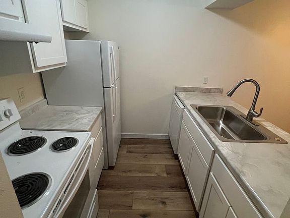 5th image of 5902 Spartan Dr #6