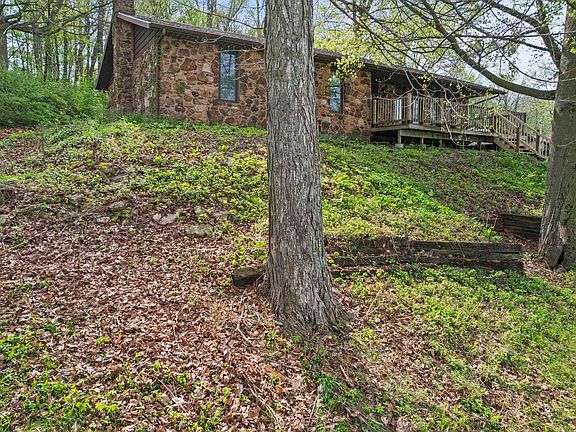 2nd image of 7262 N Prairie Rd