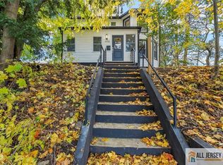 498 Alpine St, South Amboy, NJ 08879