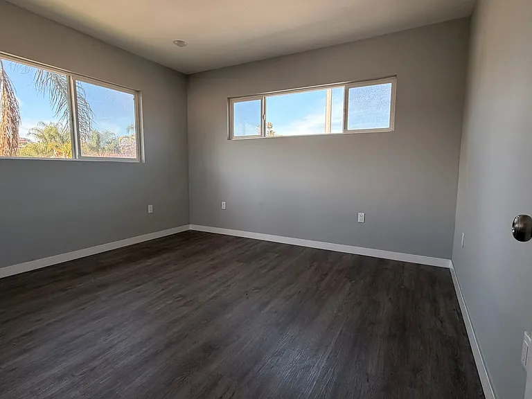 3920 Hillcrest Dr — Photo 20