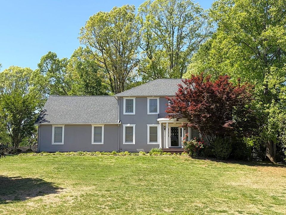 1st image of 130 N River Hills Dr