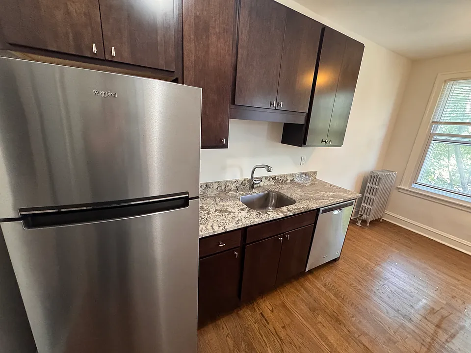 3956 N Bell Ave #2